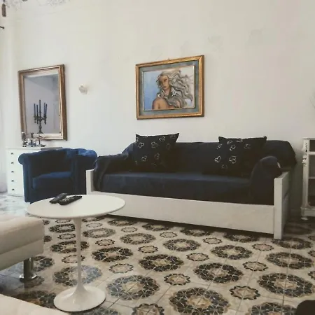 Arte Apartment